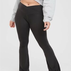 aerie Black High-Waist Flared Leggings